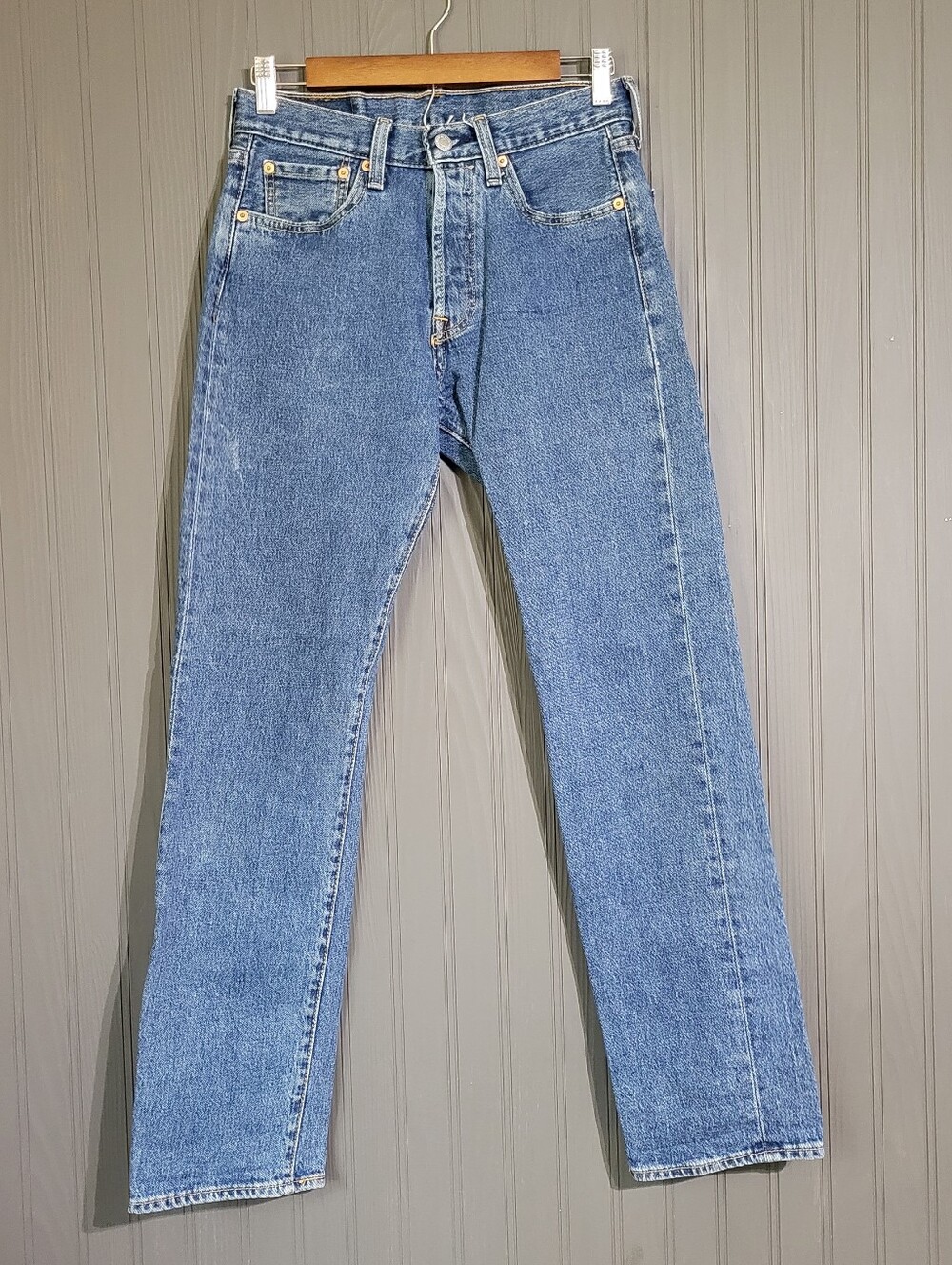 Levi's 501 Button Fly Denim Jeans Straight Leg Medium Wash Blue Men's 28x32